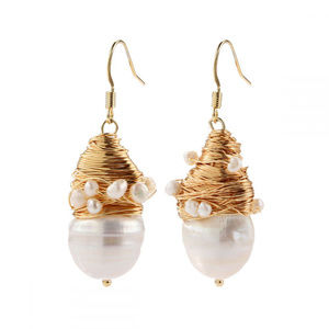 Large White Freshwater Cultured Pearl Drop earring